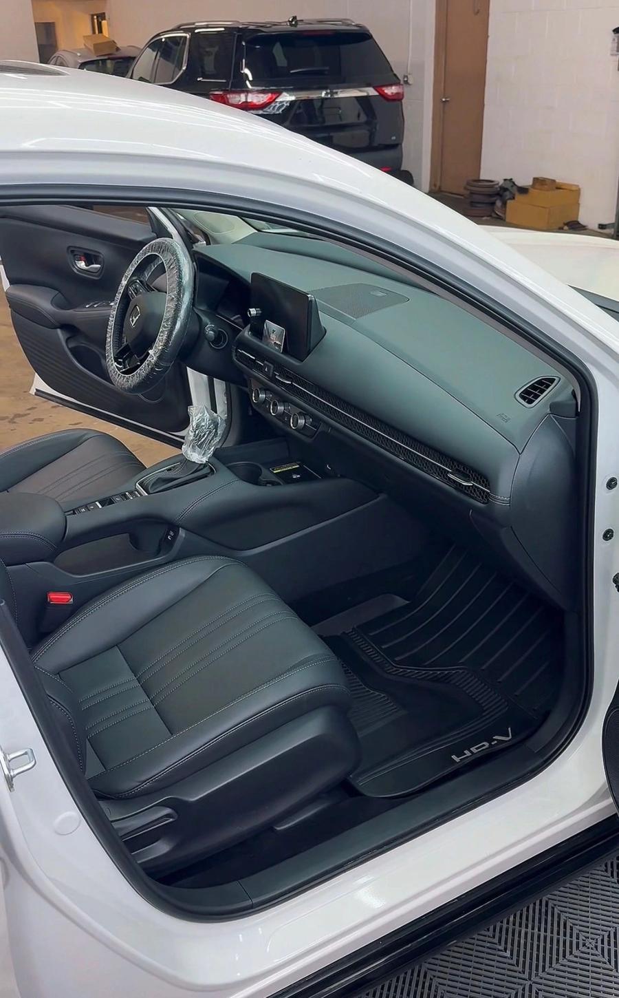 Honda HR-V after: full interior